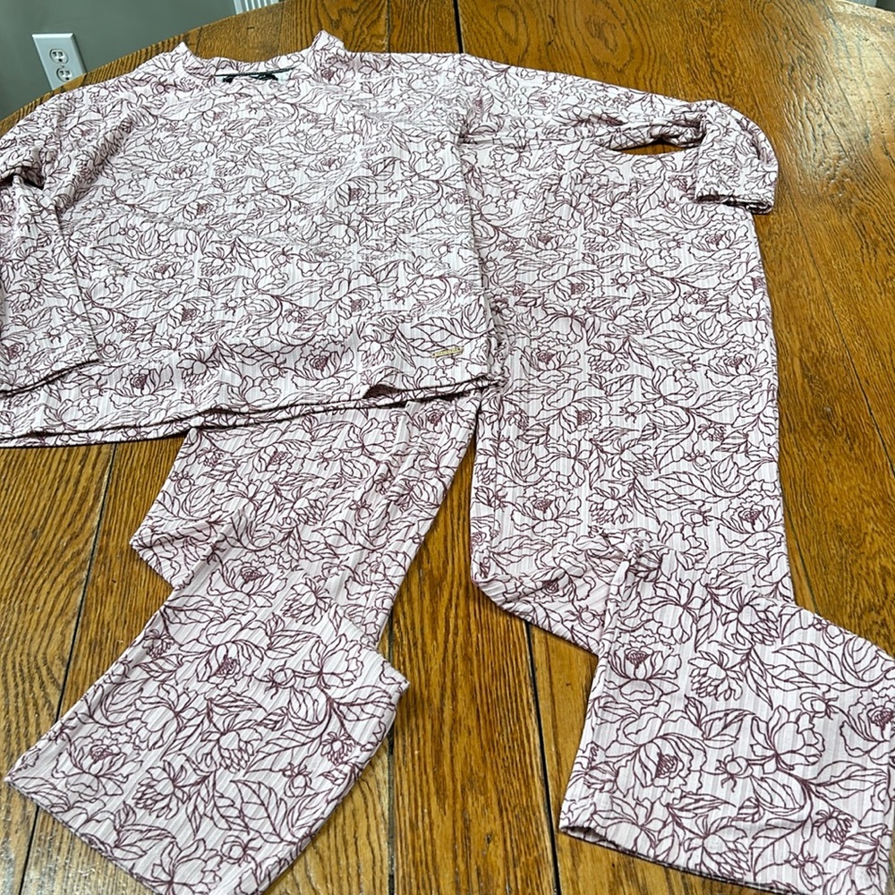 BCBGMaxAzria pink/wine floral pajama set.  Size Small.